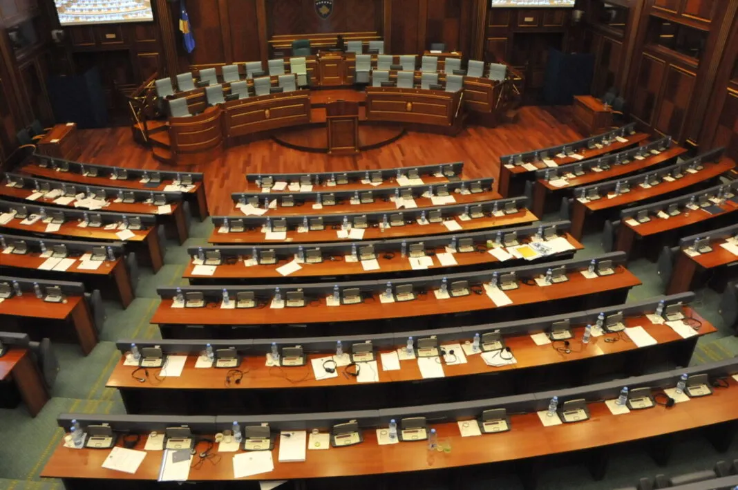 VVja-mund-ta-marre-edhe-mandatin-e-53-te-te-deputetit-ky-eshte-skenari-Insajderi.org_-1536x1020