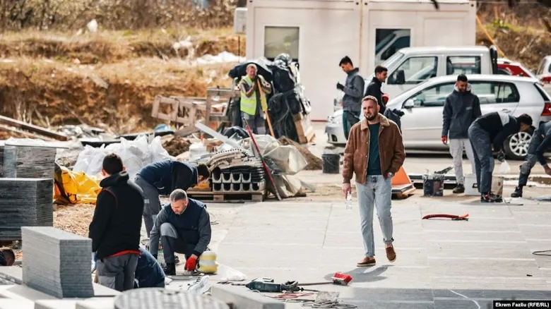 Ikja e punetoreve mund te rris pagat ne kosove